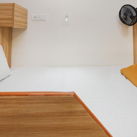 Sahara Dormitory Stay-Near Nesco Bombay Exhibition Centre Eksteriør bilde